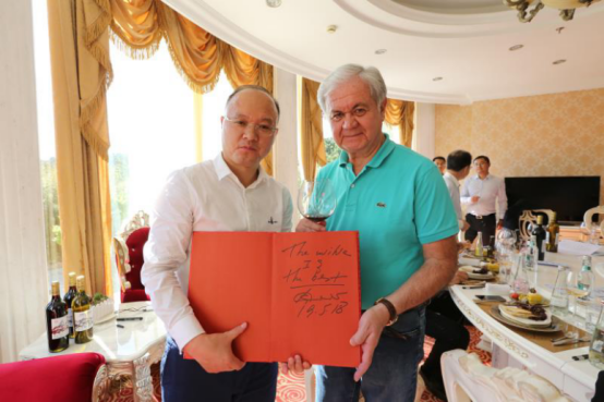 1527240548626455.png blob.png